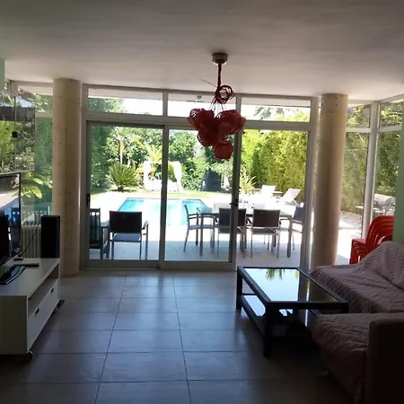 Valencia Villa *